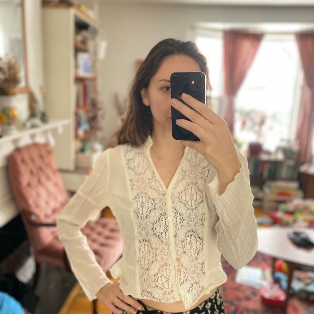 Vintage Cream Long Sleeve Lace Blouse